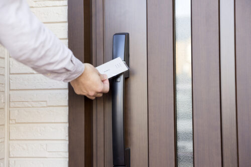 玄関ドアの防犯対策と性能を高める基本ポイント