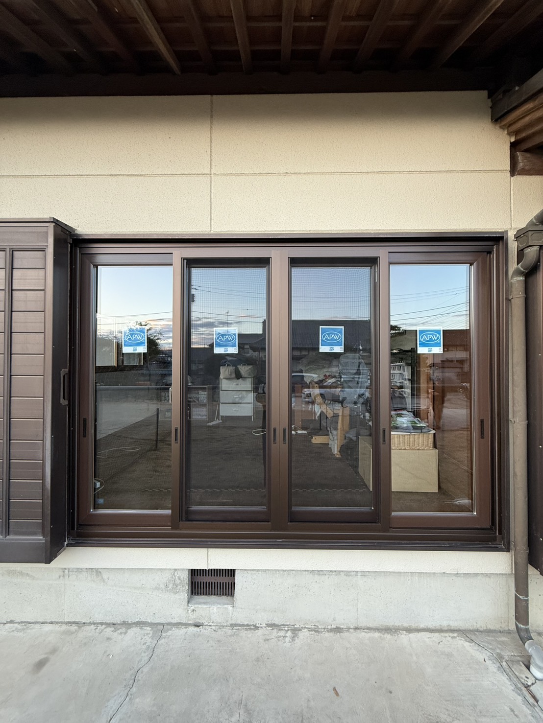 下妻市　樹脂窓へ外窓交換